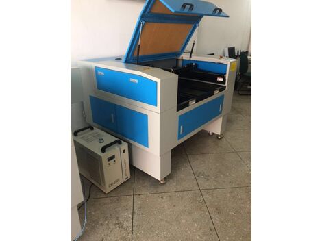 Maquina de Corte e gravaçã á Laser São Carlos