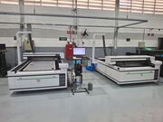 MÁQUINMA DE CORTE E GRAVAÇÃO LASER CO2 1300X2500MM - 1448
